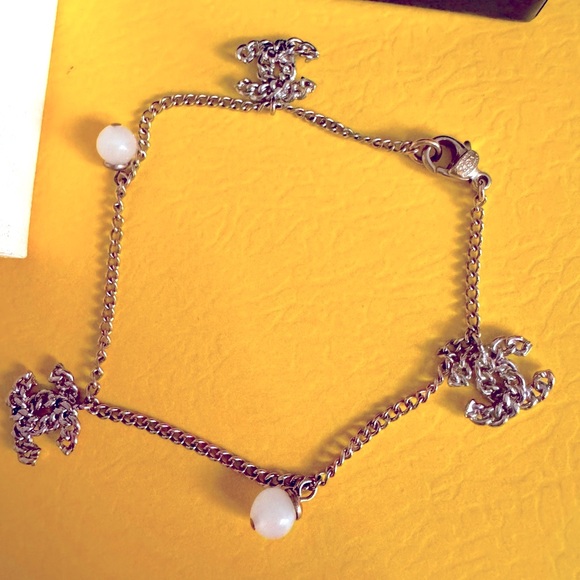 Elegant CHANEL 💝 Silver Chain Bracelet with Iconic Charms with Box - Picture 1 of 7